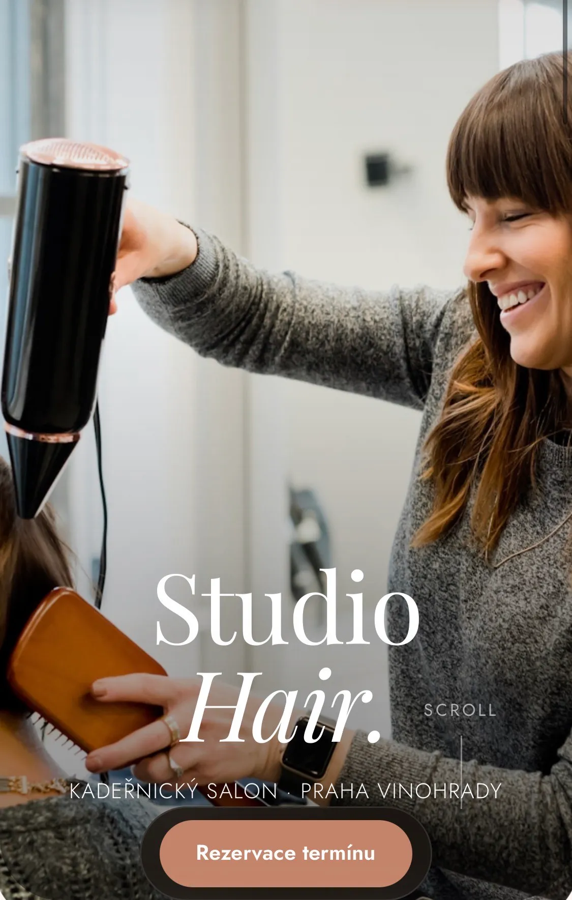 Online objednávkový systém pro kadeřnictví na mobilu (Mobil)